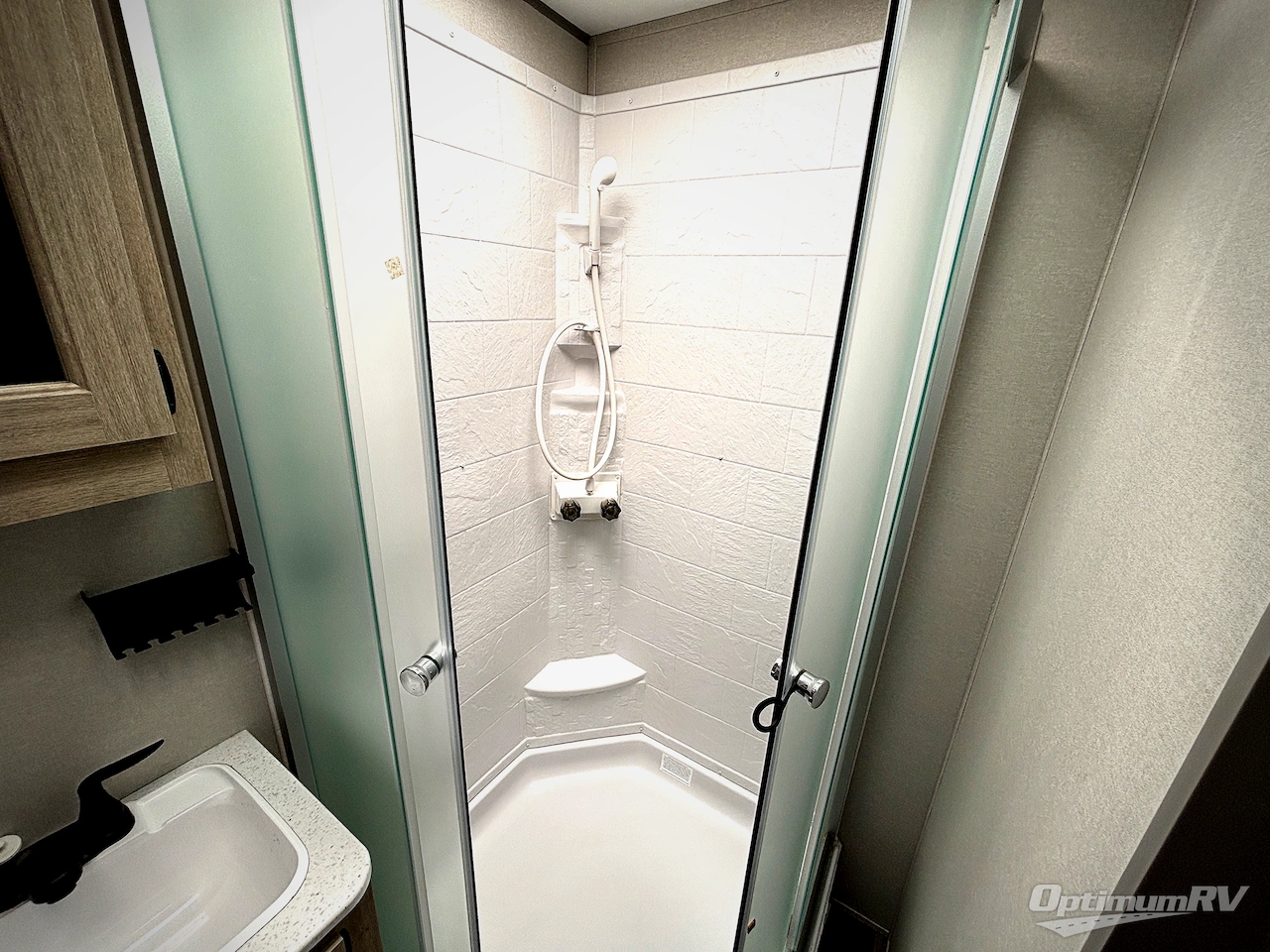 2026 Coachmen Catalina Legacy Edition 343BHTS Photo 18