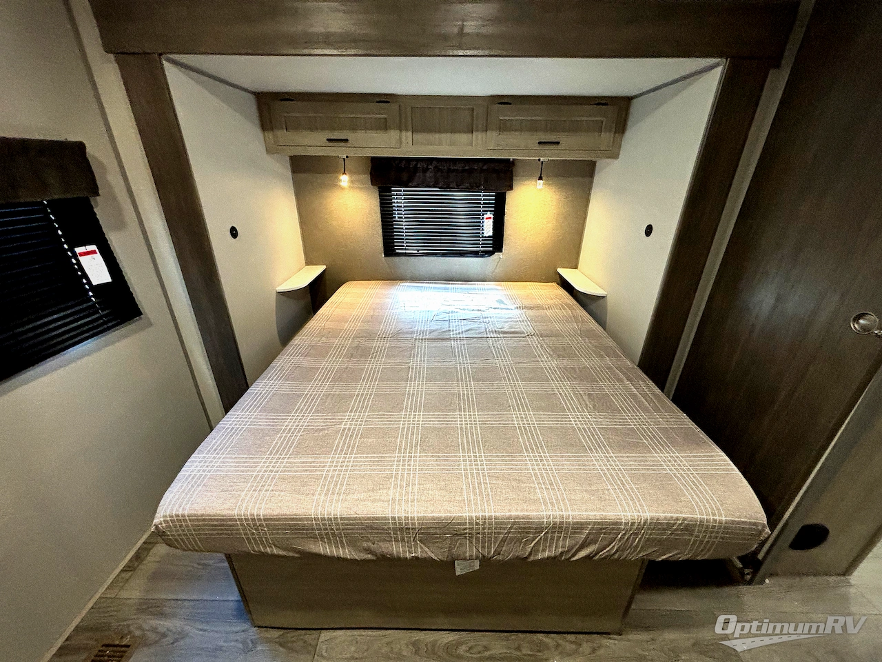 2026 Coachmen Catalina Legacy Edition 343BHTS Photo 20