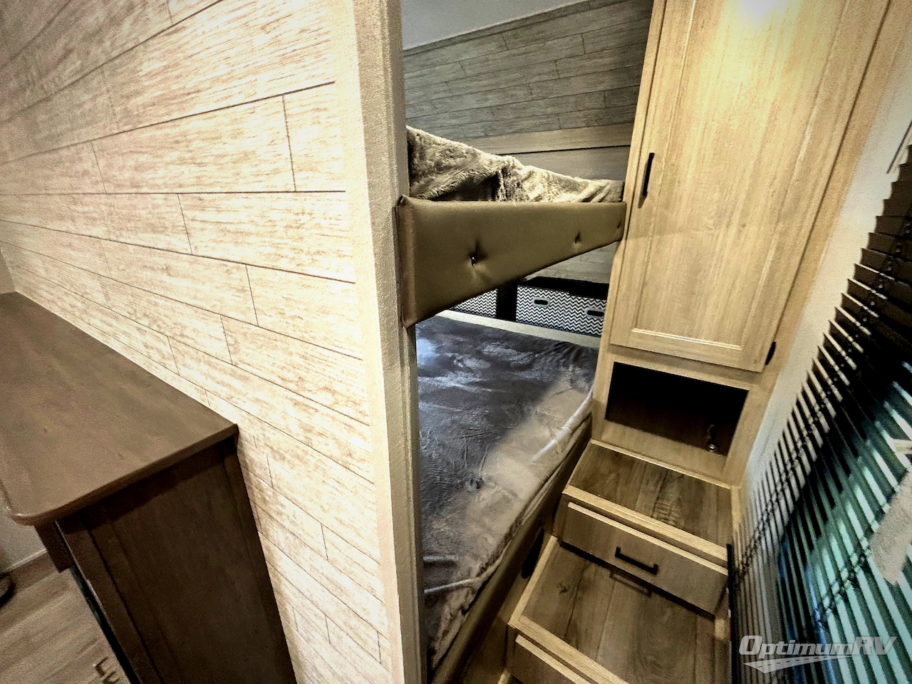 2026 Coachmen Catalina Legacy Edition 333DBDS Photo 8