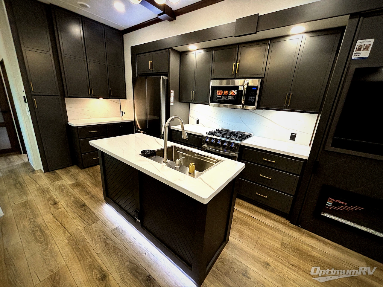 2027 Forest River Cedar Creek Cottage 40CCK Photo 10