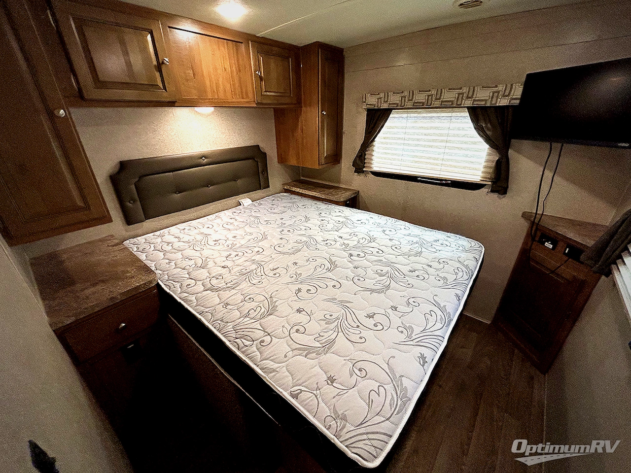 2018 Forest River Flagstaff Micro Lite 25FKS Photo 13