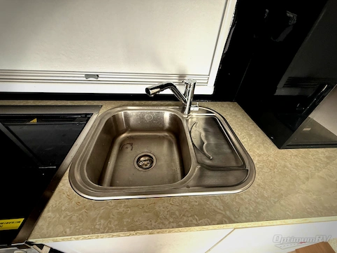 2024 Black Series Camper HQ Series HQ19 RV Photo 3