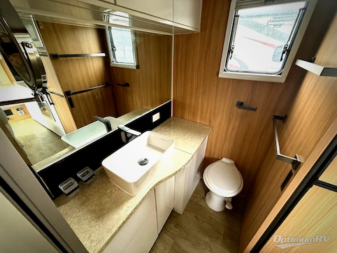 2024 Black Series Camper HQ Series HQ19 RV Photo 4