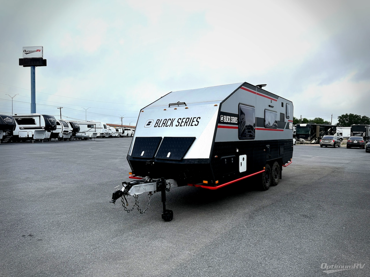 2024 Black Series Camper HQ Series HQ19 Photo 2