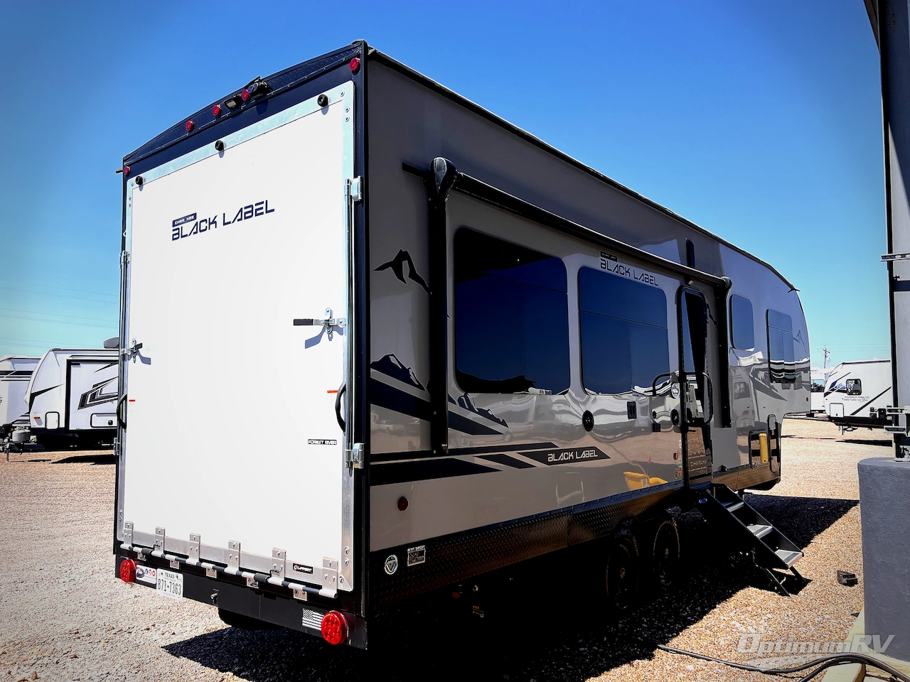2024 Forest River Cherokee Black Label 256RRBL Photo 2