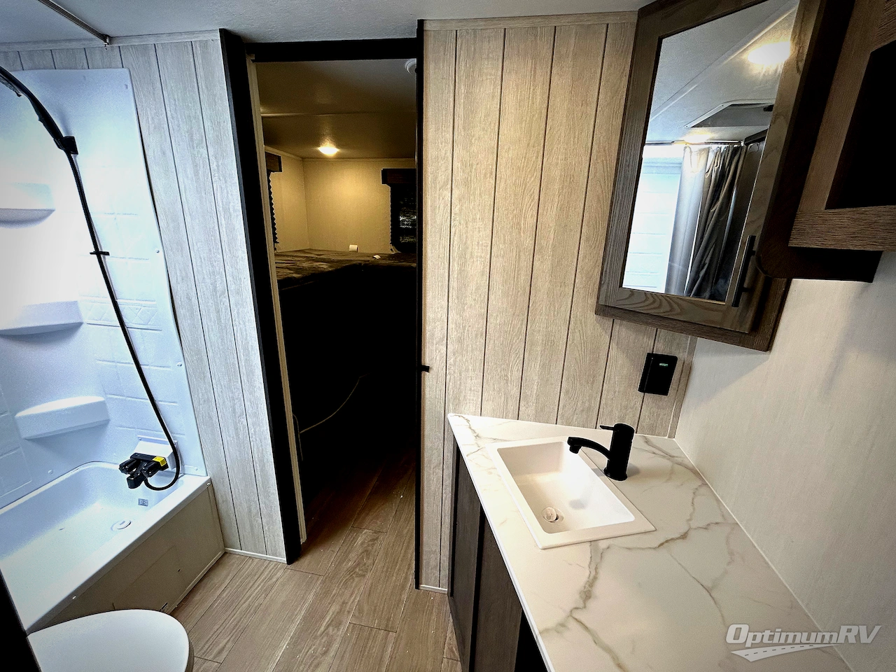 2026 Forest River Cherokee Alpha Wolf 29TB Photo 13