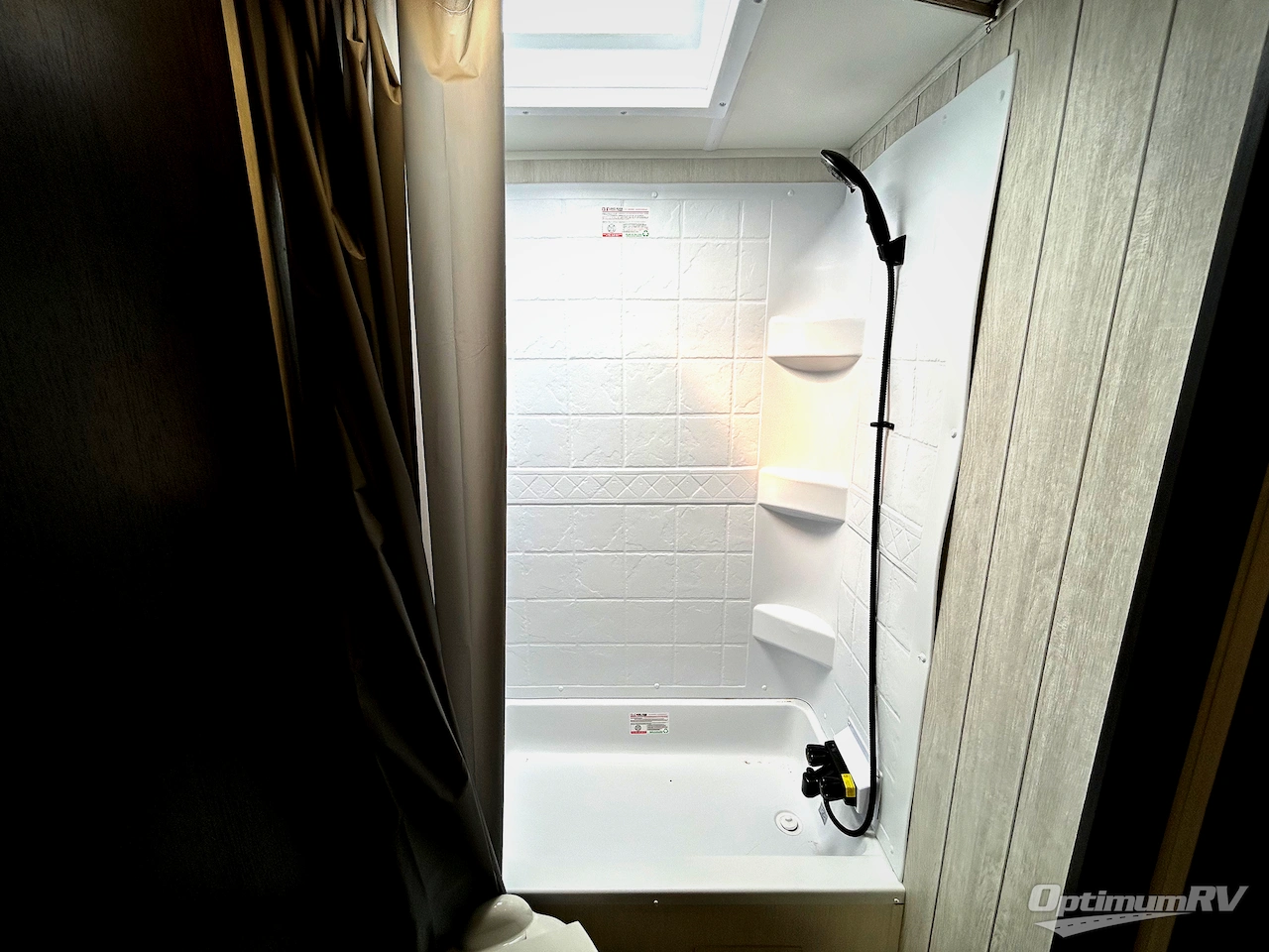 2026 Forest River Cherokee Alpha Wolf 29TB Photo 14