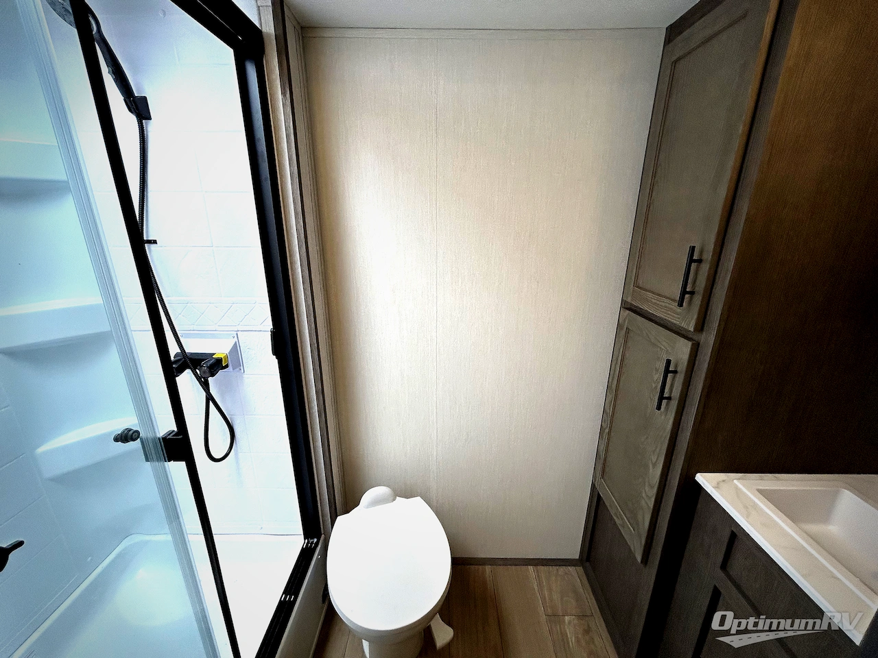 2026 Forest River Cherokee Alpha Wolf 22SW Photo 12