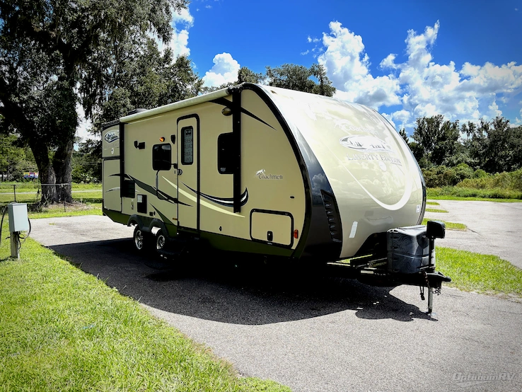 2015 Coachmen Freedom Express 233RBS RV Photo 1