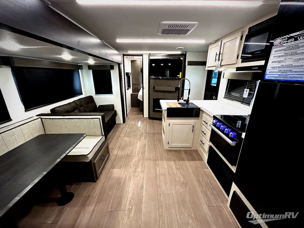 2026 Forest River Cherokee Alpha Wolf 26DBH Photo 5