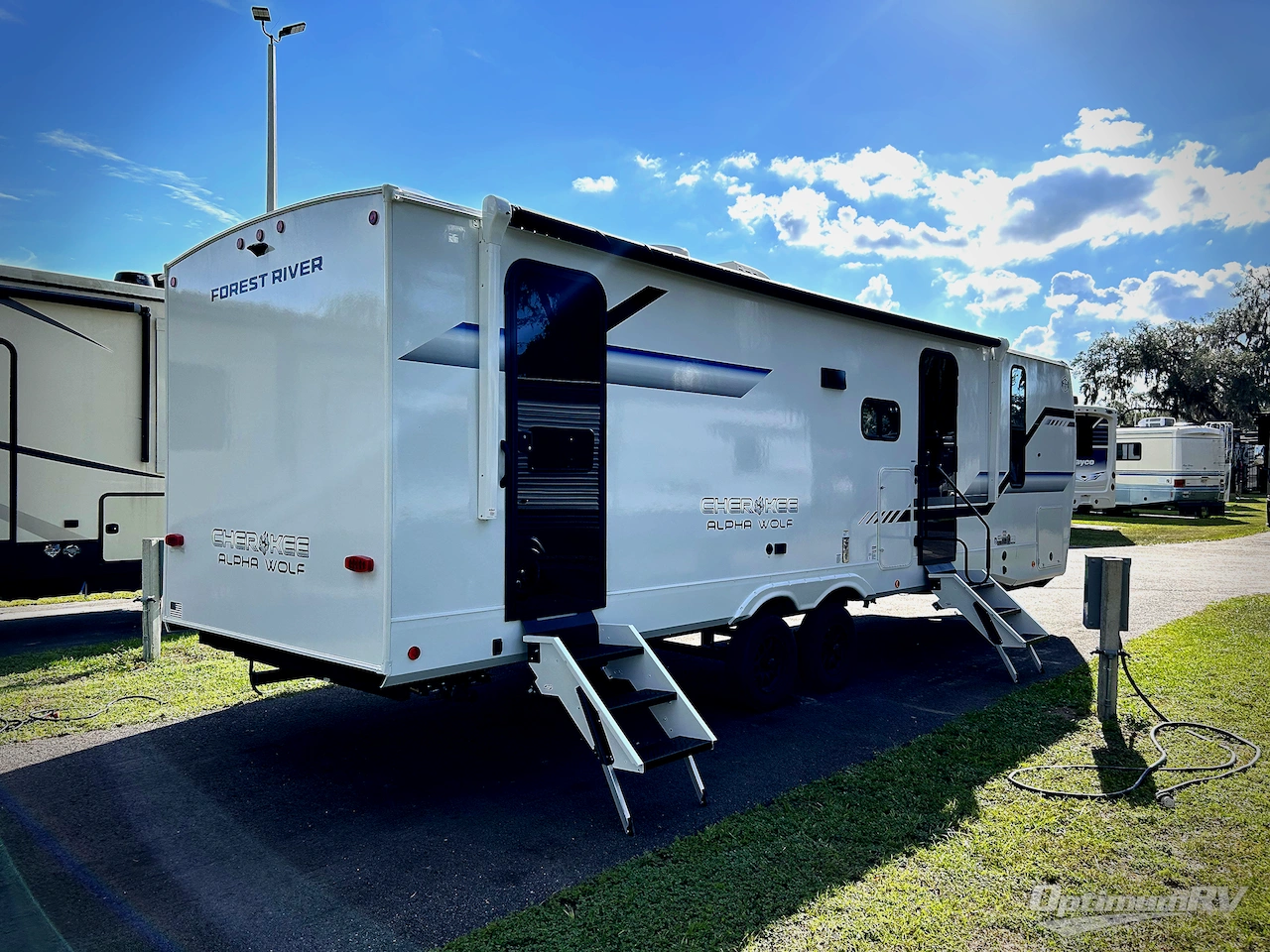 2026 Forest River Cherokee Alpha Wolf 26DBH Photo 2