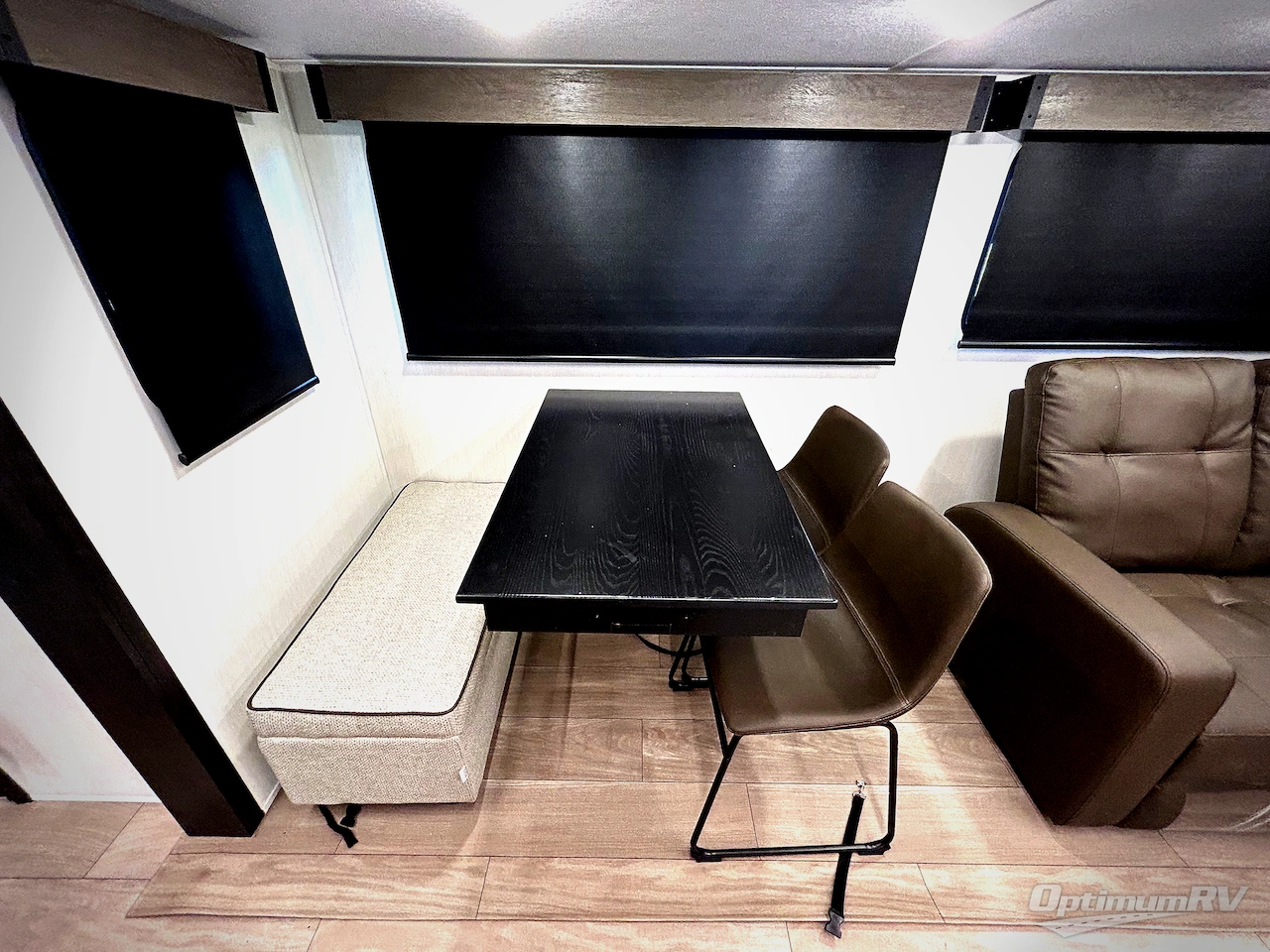 2026 Forest River Cherokee Alpha Wolf 26RL Photo 14