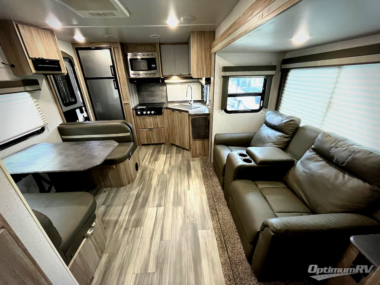 2021 Winnebago Towables Minnie 2529RG Photo 6