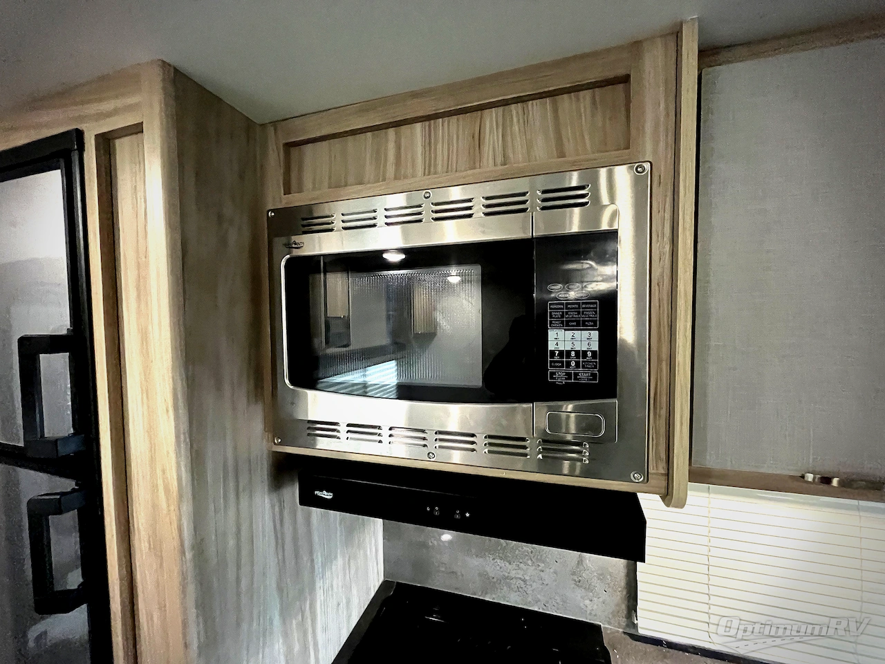 2021 Winnebago Towables Minnie 2529RG Photo 10