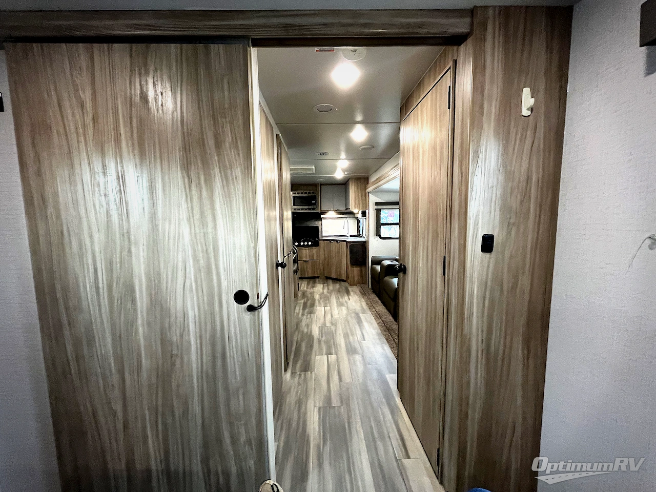2021 Winnebago Towables Minnie 2529RG Photo 16