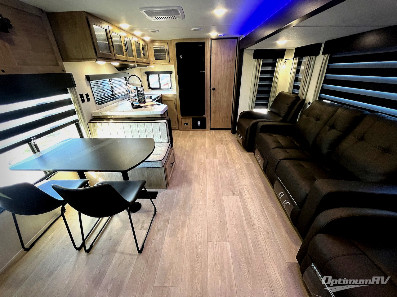 2026 Forest River Cherokee Wolf Den 271RK Photo 6