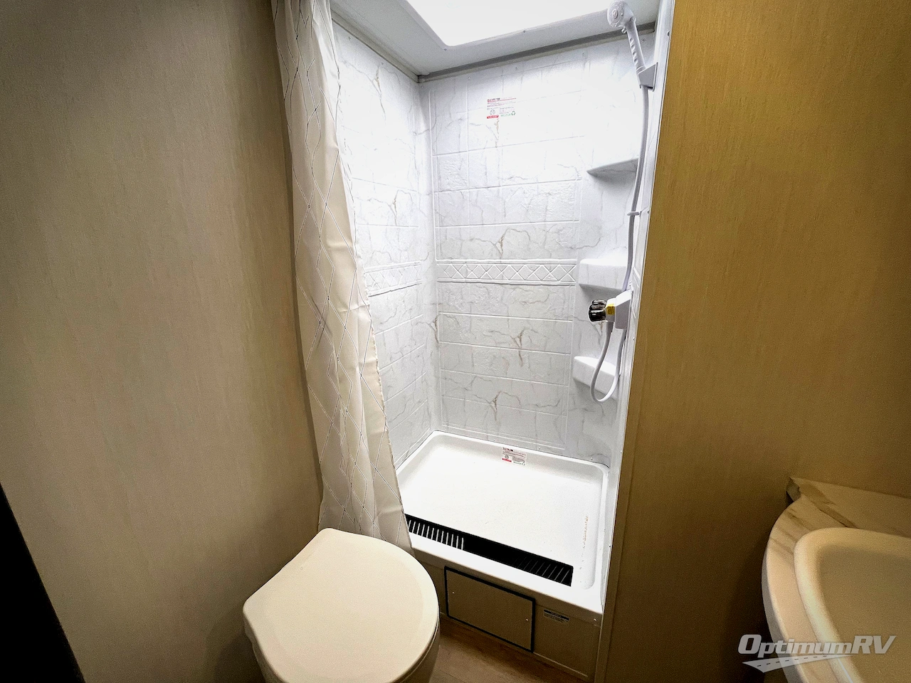 2026 Forest River Cherokee Wolf Den 271RK Photo 19