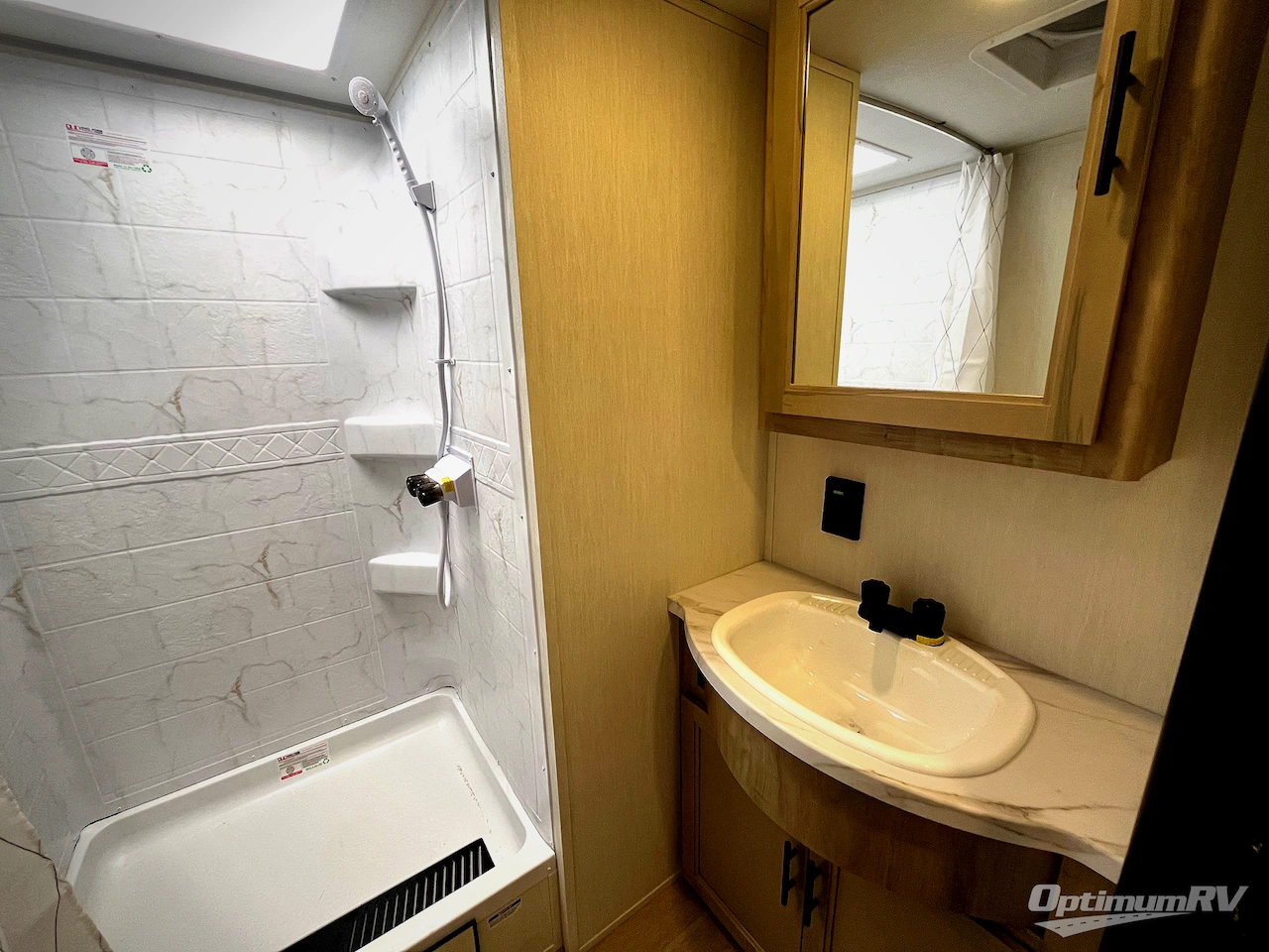 2026 Forest River Cherokee Wolf Den 271RK Photo 20