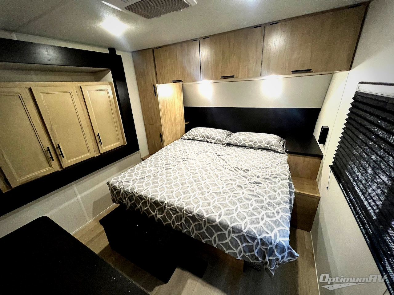 2026 Forest River Cherokee Wolf Den 271RK Photo 21