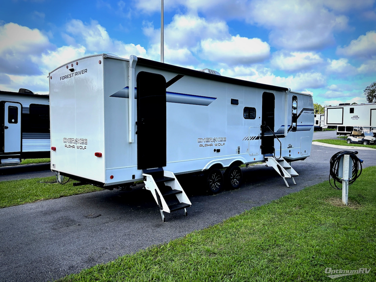 2026 Forest River Cherokee Alpha Wolf 26DBH Photo 2