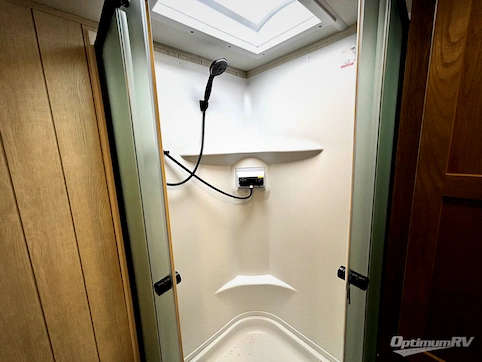 2026 Forest River Cherokee Alpha Wolf 26RL RV Photo 4