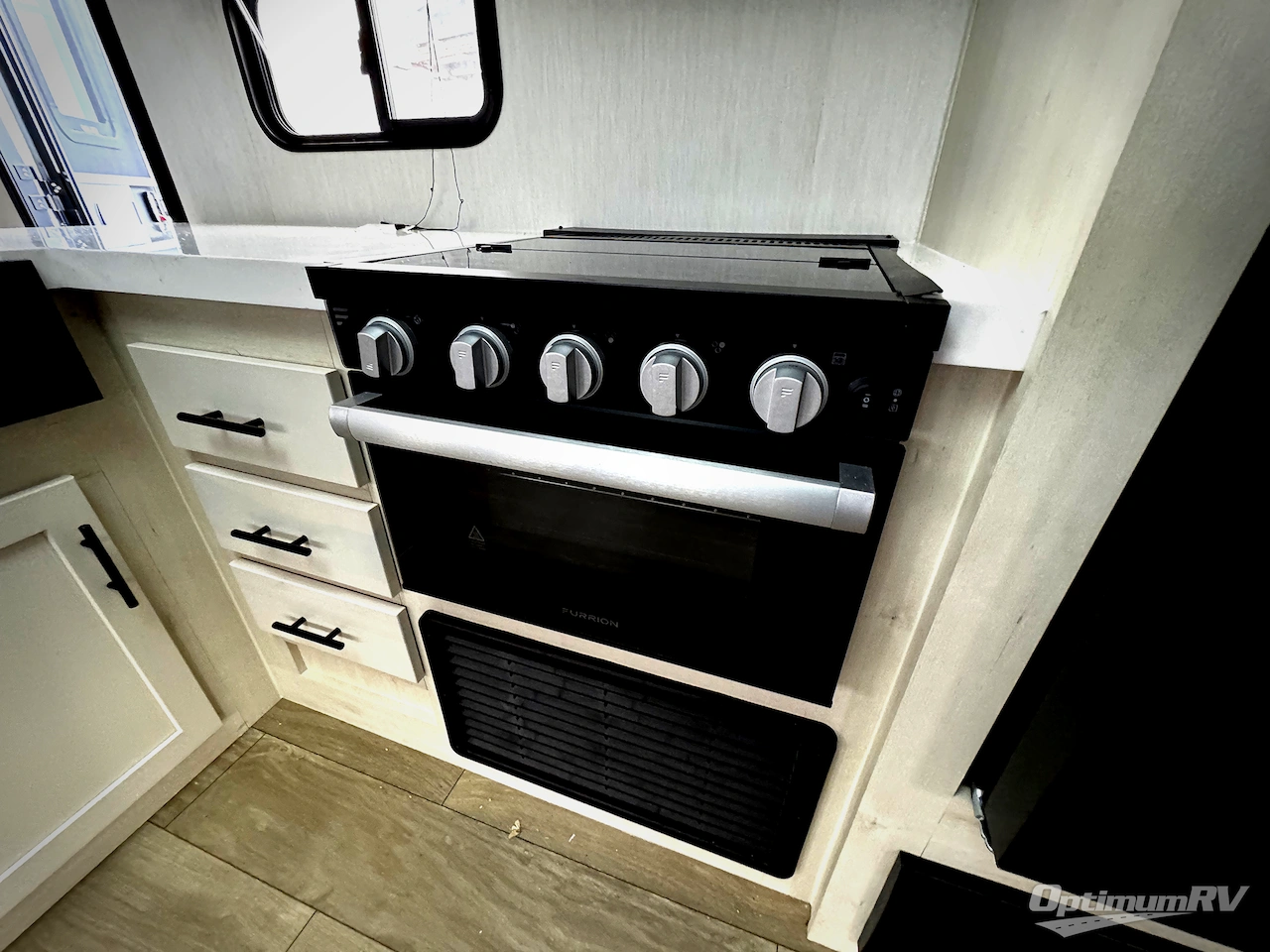 2026 Forest River Cherokee Alpha Wolf 280QBS Photo 7