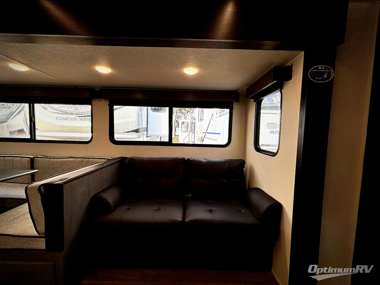 2026 Forest River Cherokee Alpha Wolf 280QBS Photo 7