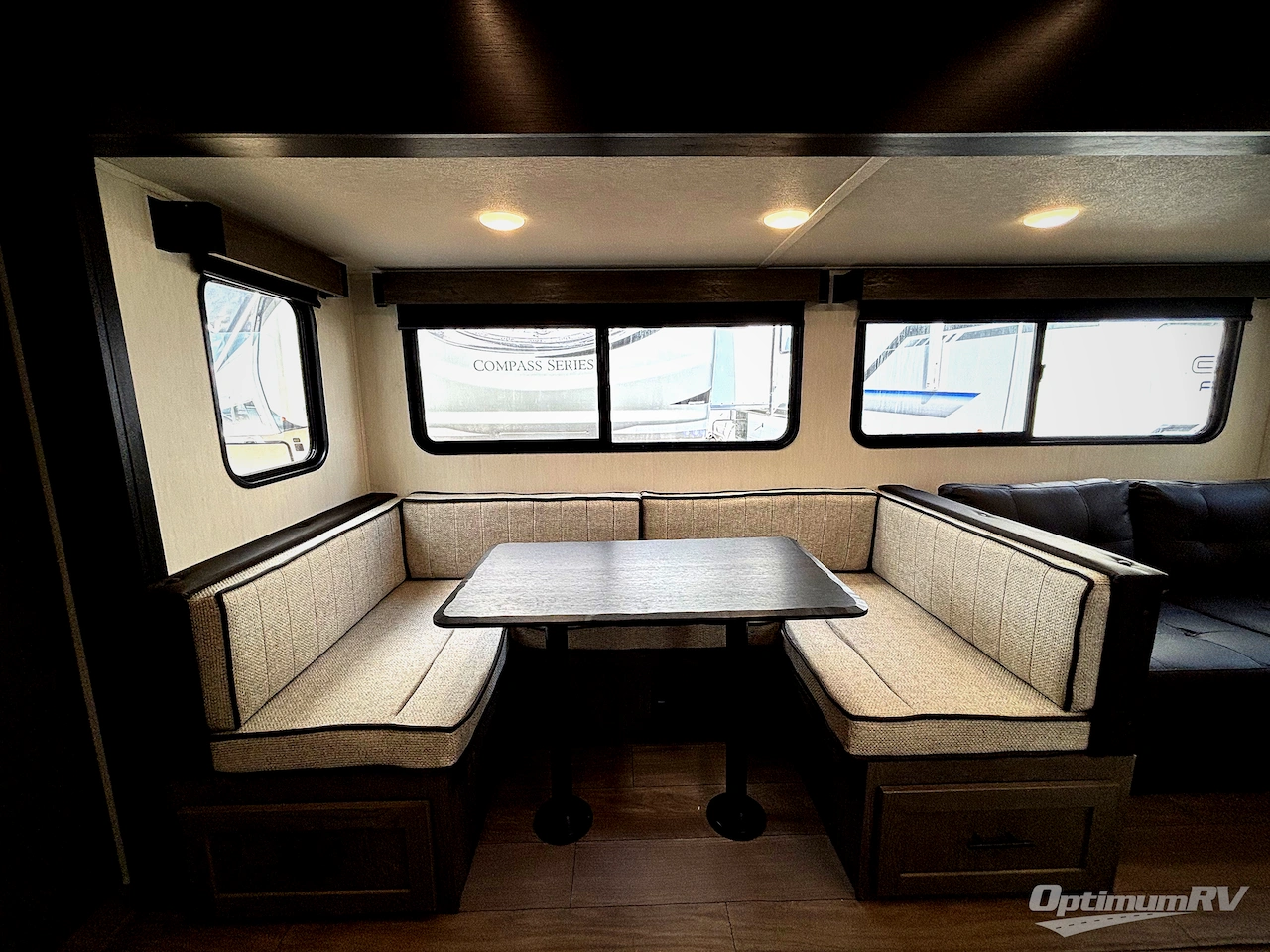 2026 Forest River Cherokee Alpha Wolf 280QBS Photo 8