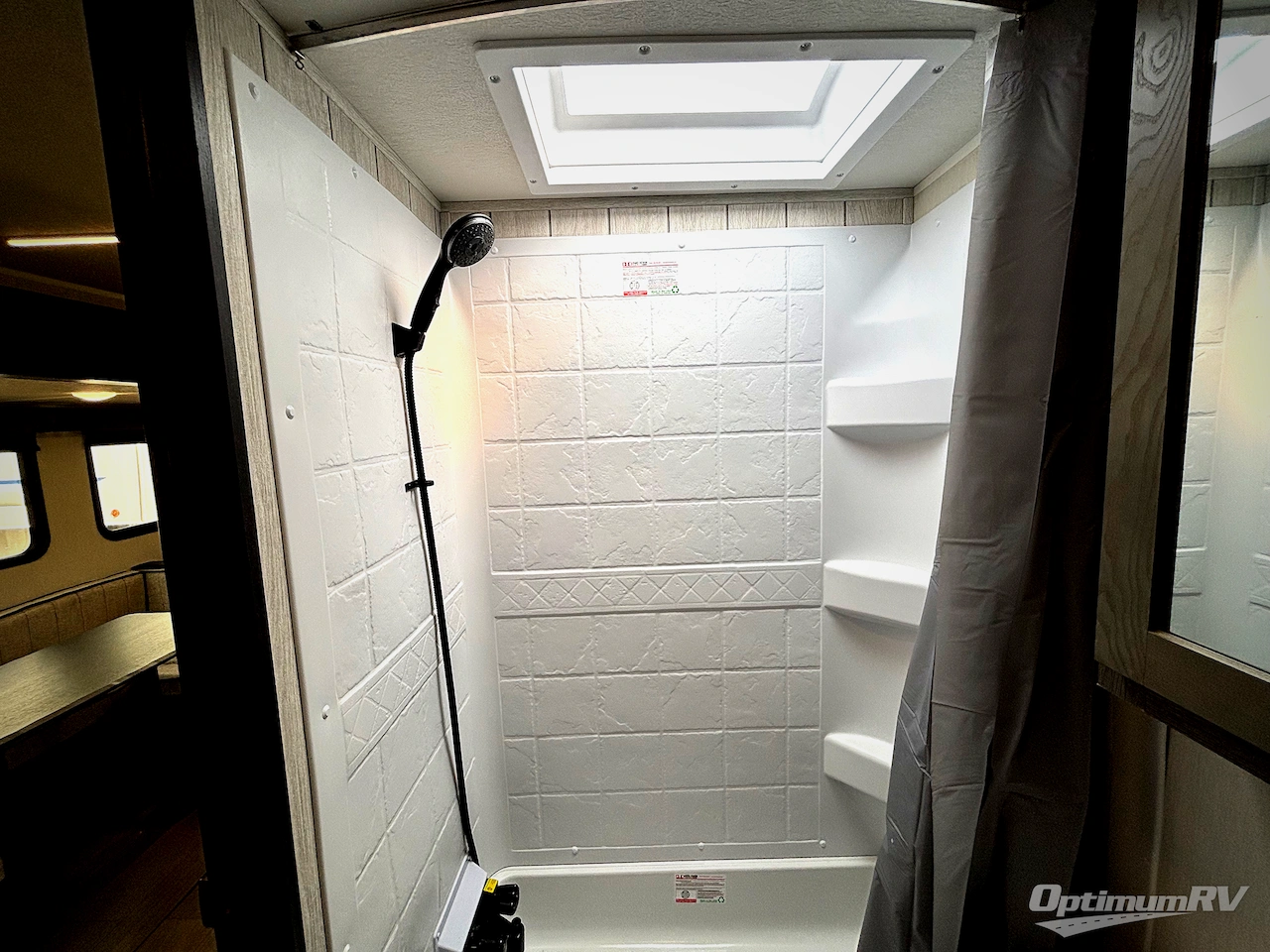 2026 Forest River Cherokee Alpha Wolf 280QBS Photo 11