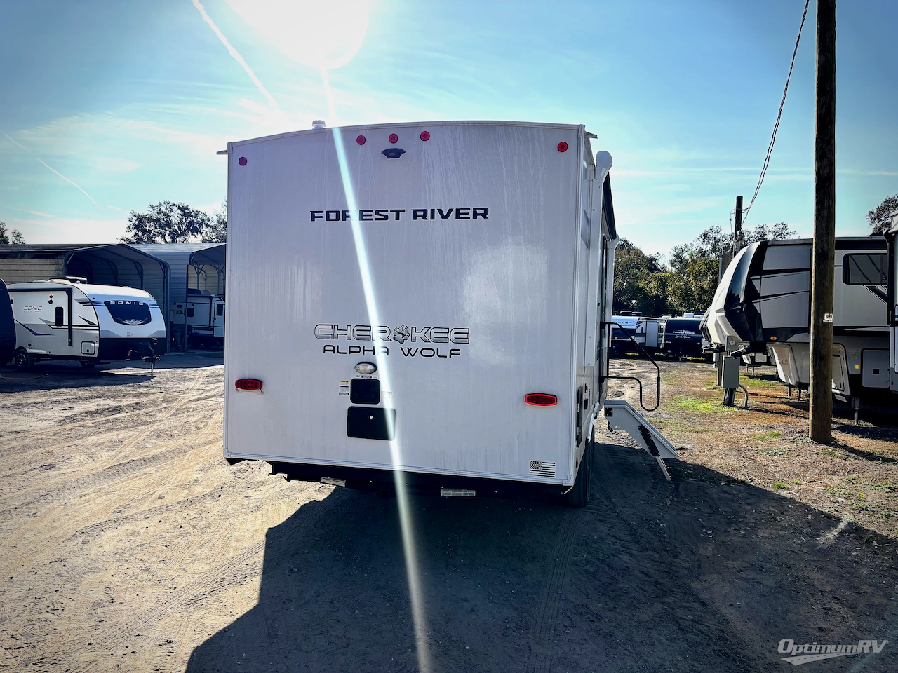 2026 Forest River Cherokee Alpha Wolf 21RB Photo 2
