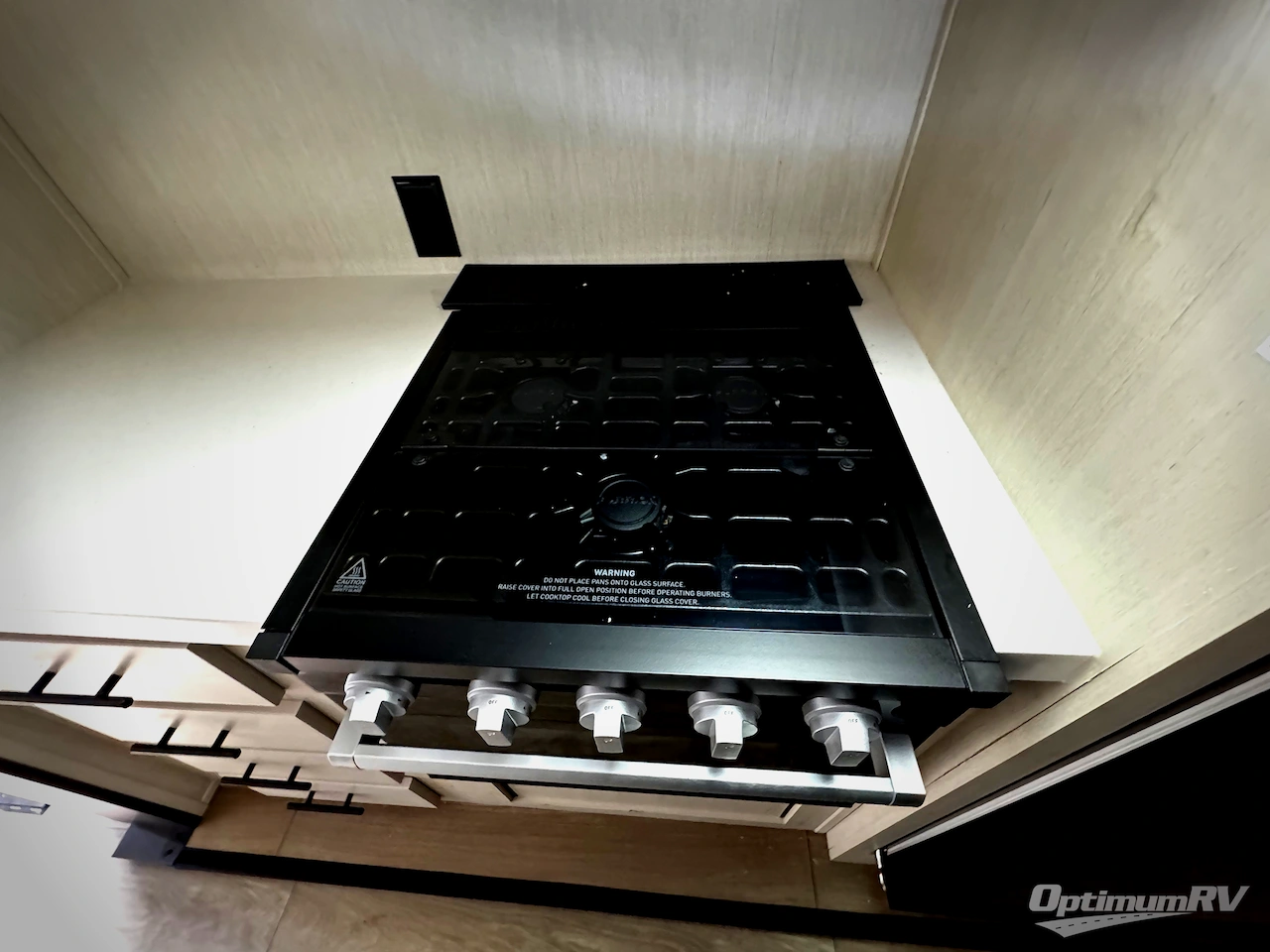 2026 Forest River Cherokee Alpha Wolf 33BH Photo 5