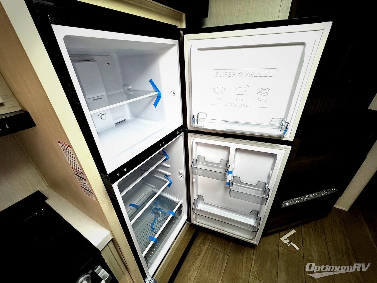 2026 Forest River Cherokee Alpha Wolf 33BH Photo 8