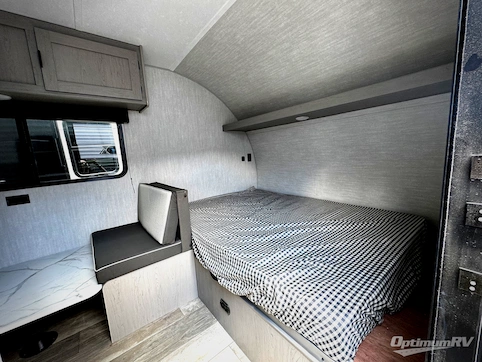2025 Coachmen Clipper Cadet 17CBH RV Photo 4