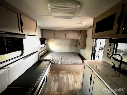 2025 Coachmen Clipper 4K Series 18BH RV Photo 2