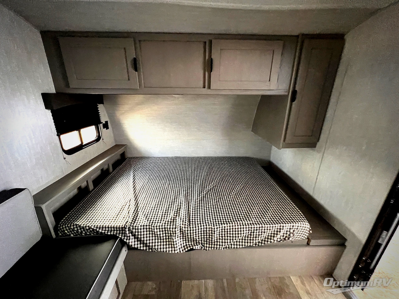 2025 Coachmen Clipper 4K Series 18BH Photo 10