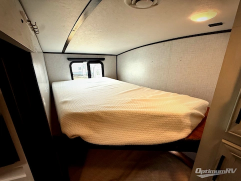 2022 Dutchmen Atlas 2902BH RV Photo 4