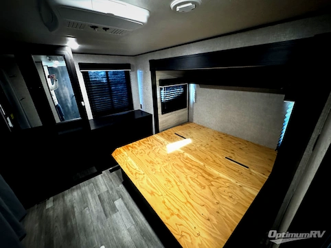 2022 Jayco Jay Flight 38BHDS RV Photo 3