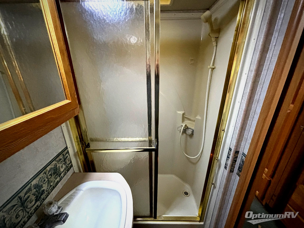 2002 Damon Intruder 341 Photo 19