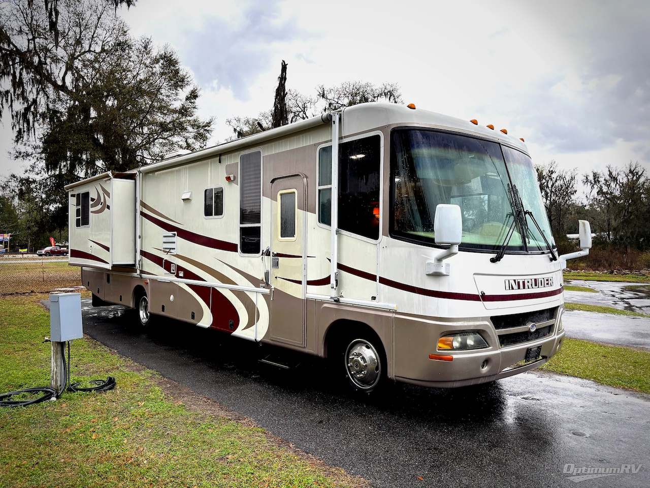 2002 Damon Intruder 341 Photo 1