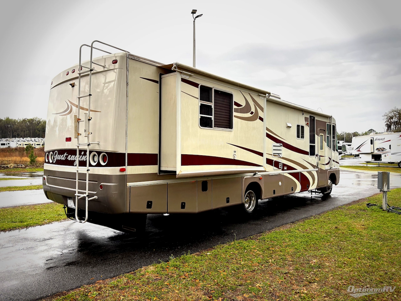 2002 Damon Intruder 341 Photo 2