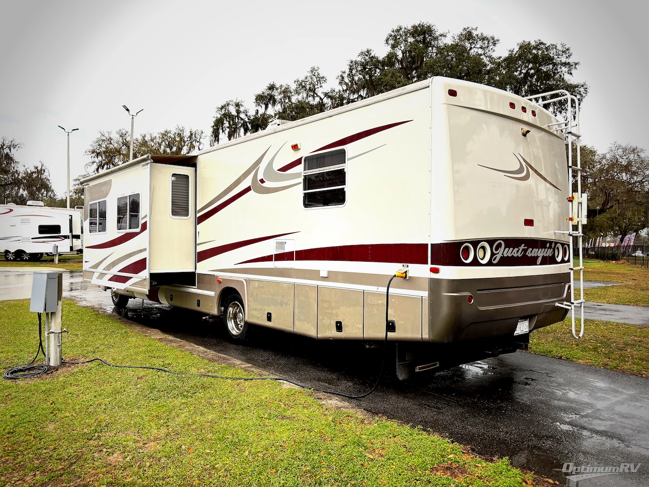 2002 Damon Intruder 341 Photo 3