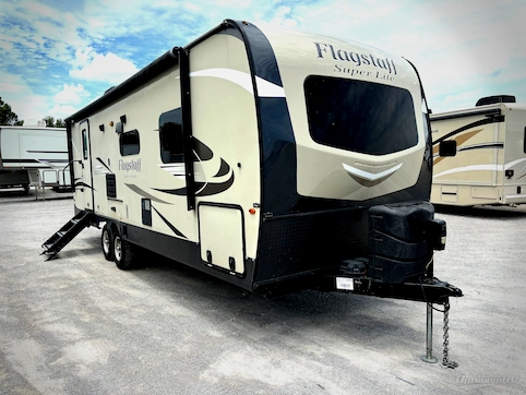 Used 2019 Forest River Flagstaff Super Lite 26RBWS Featured Photo