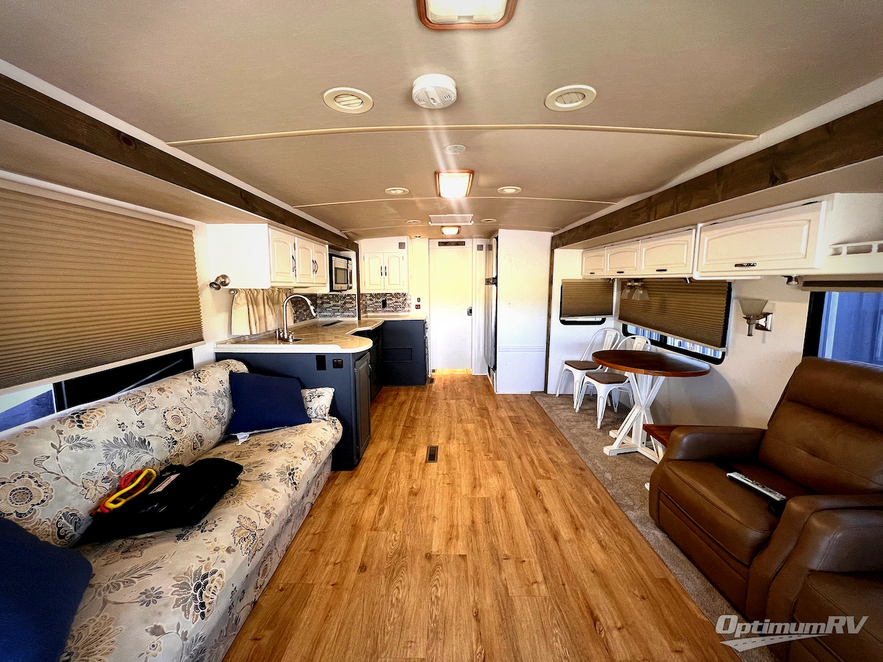 2006 Itasca Meridian 39K Photo 8