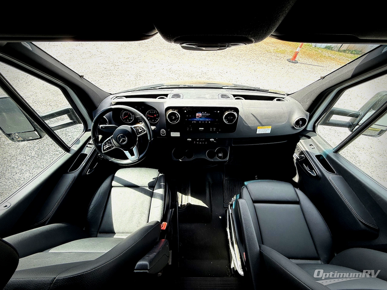 2020 Tiffin Wayfarer 25RW Photo 8