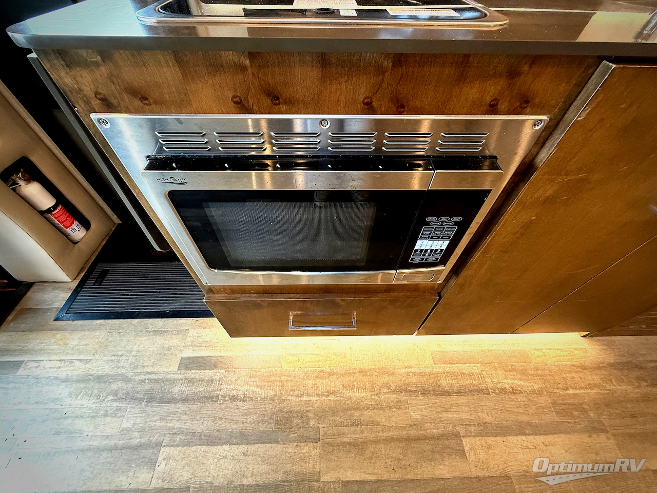 2020 Tiffin Wayfarer 25RW Photo 12