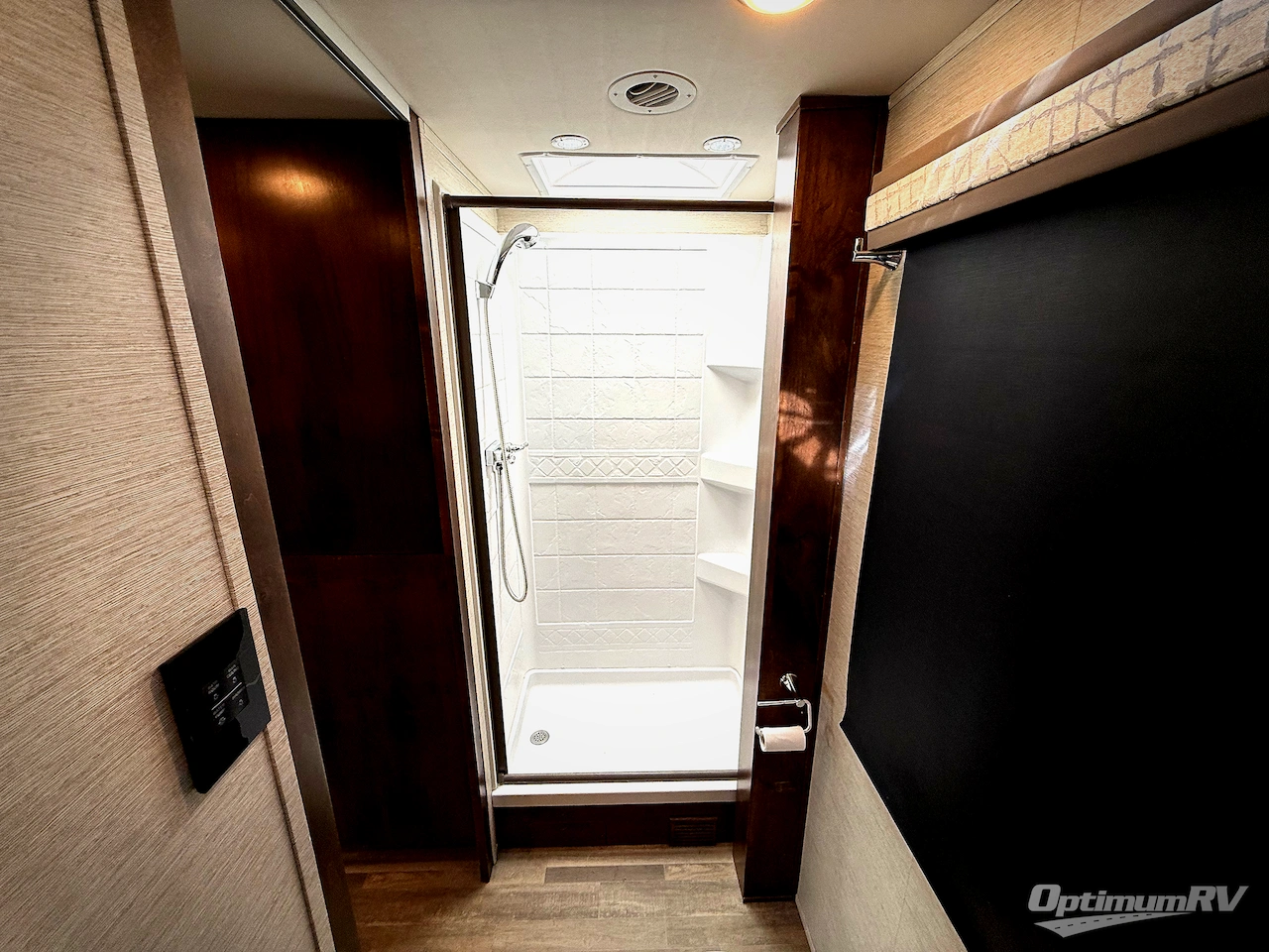 2020 Tiffin Wayfarer 25RW Photo 23