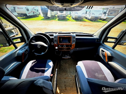 2016 Thor Synergy SP24 RV Photo 2