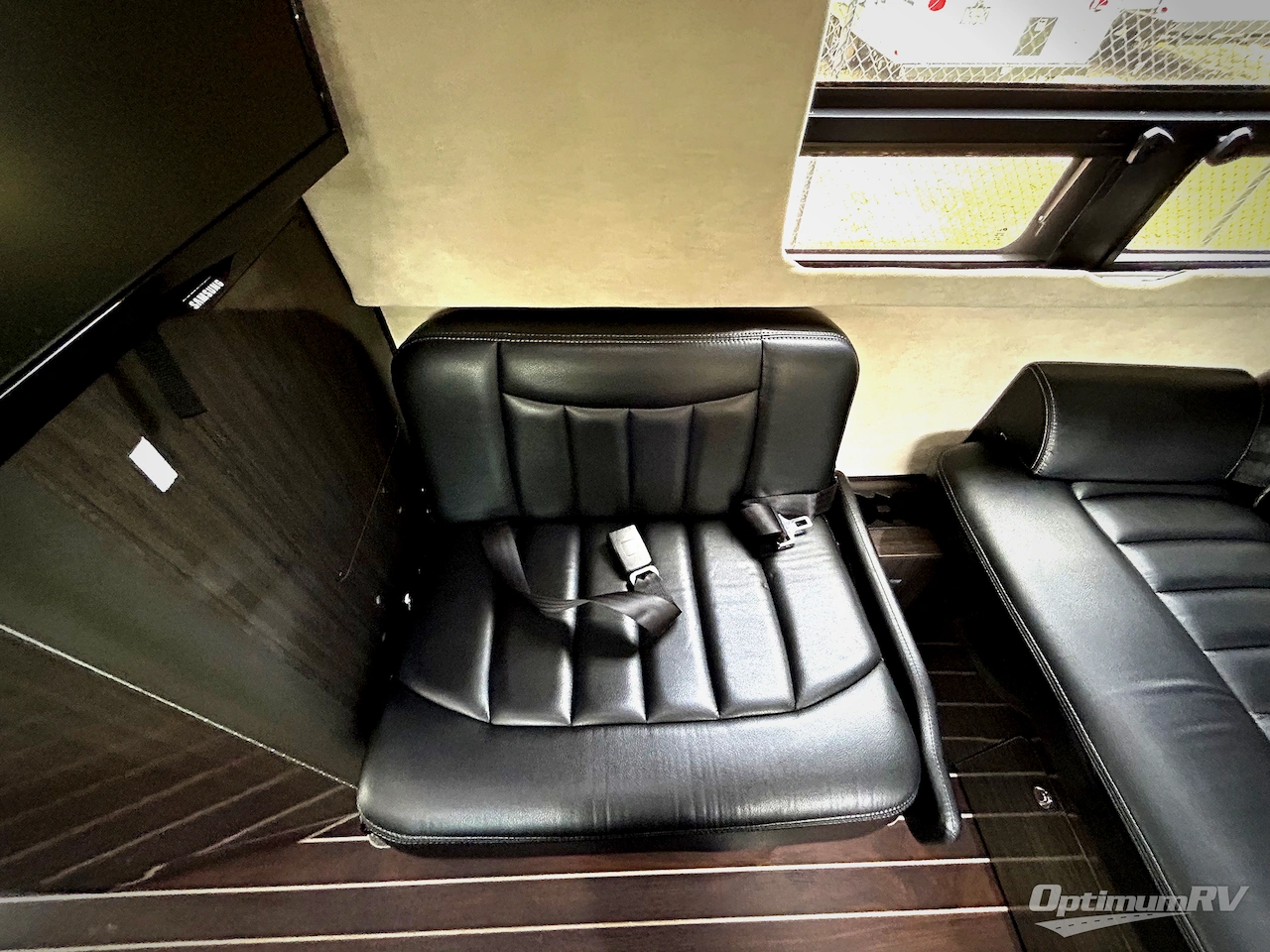 2015 Airstream Interstate 3500 Photo 19