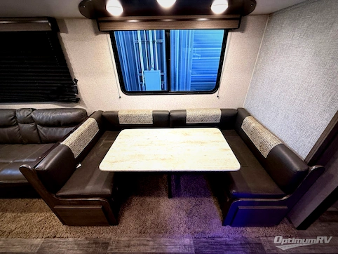 2021 CrossRoads Volante 28BH RV Photo 3