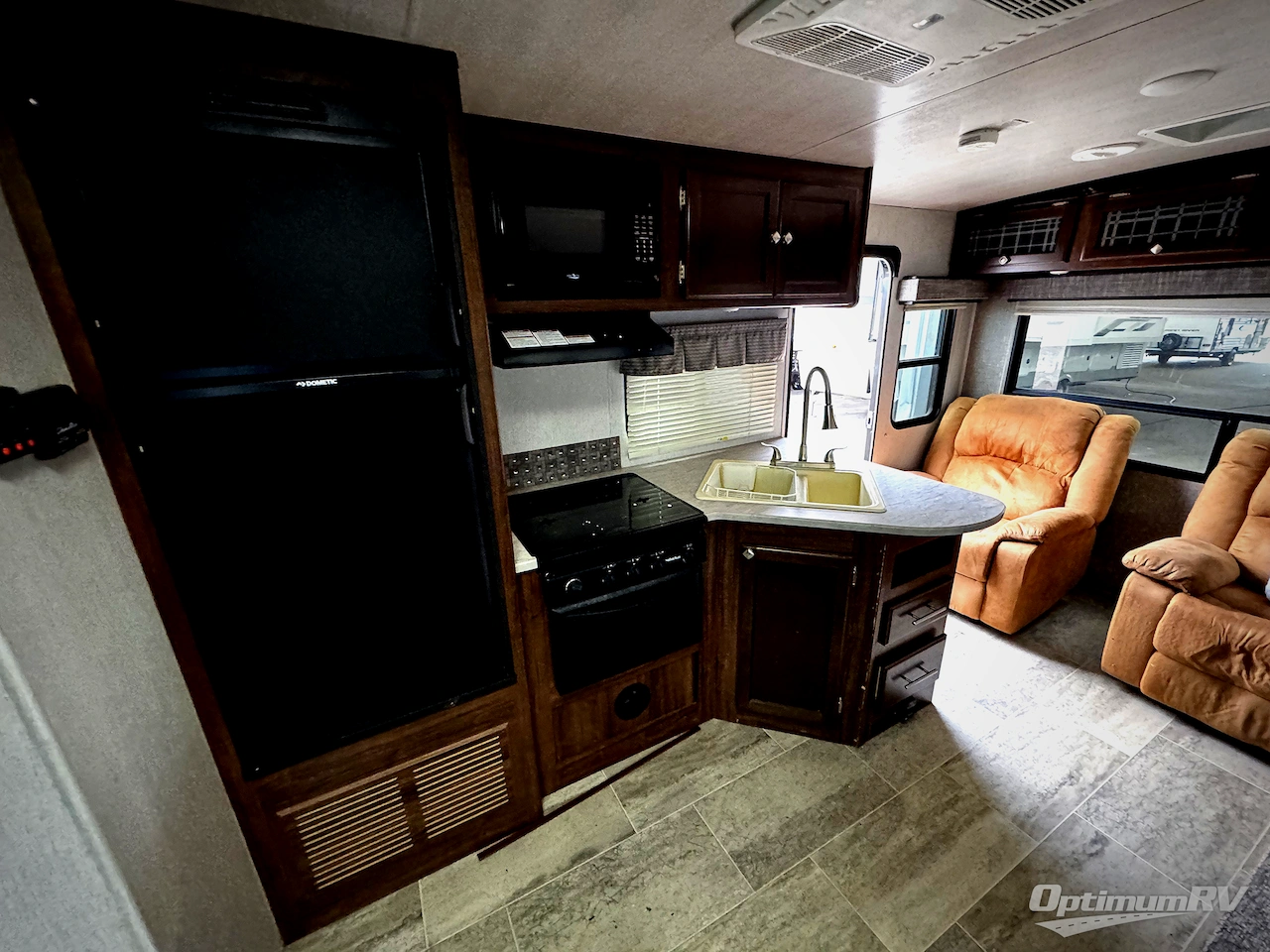 2018 Heartland Wilderness 2750RL Photo 7